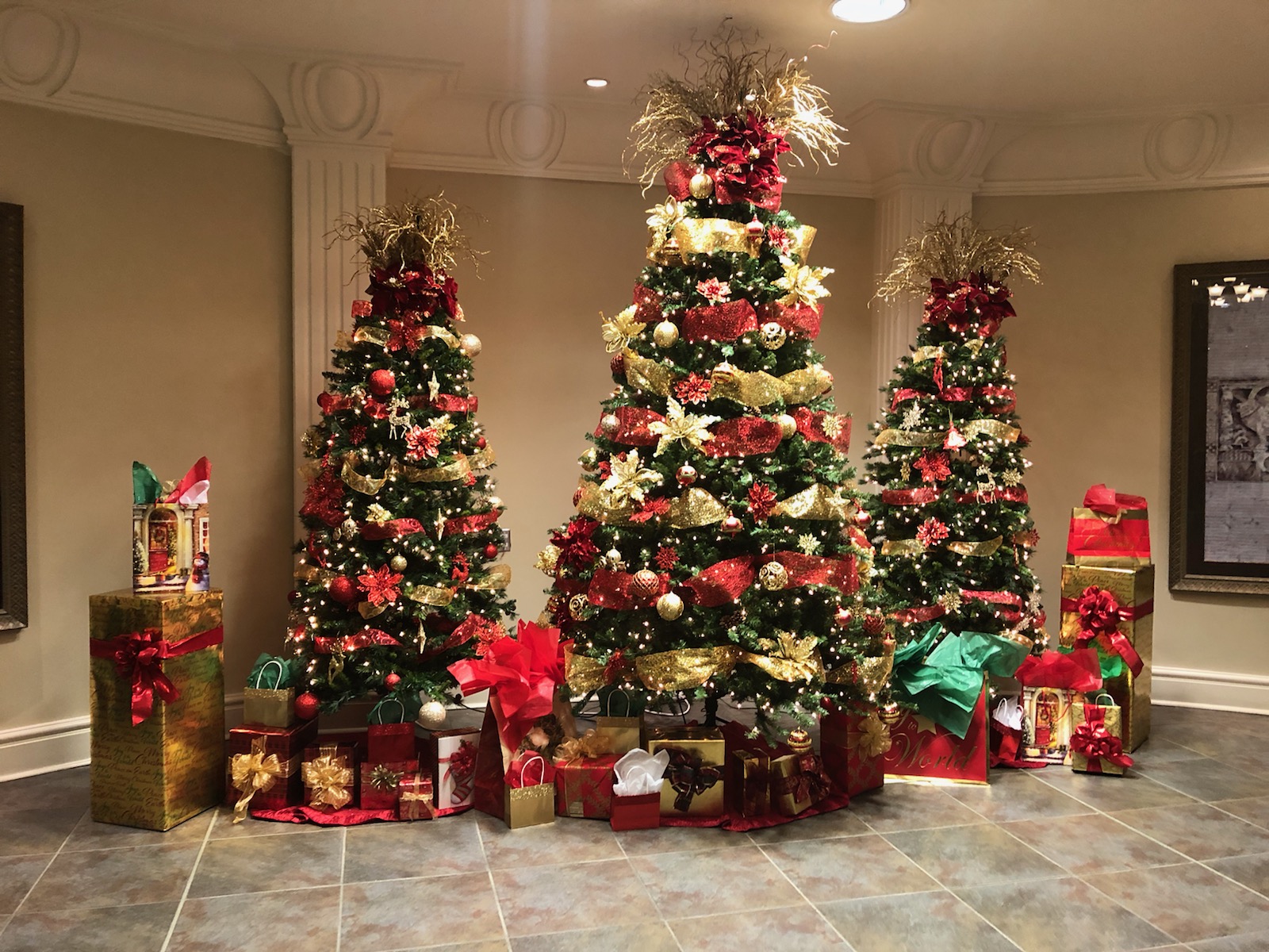 lobby christmas trees 2019