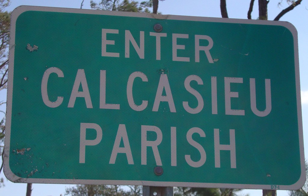 Enter Calcasieu Parish sign