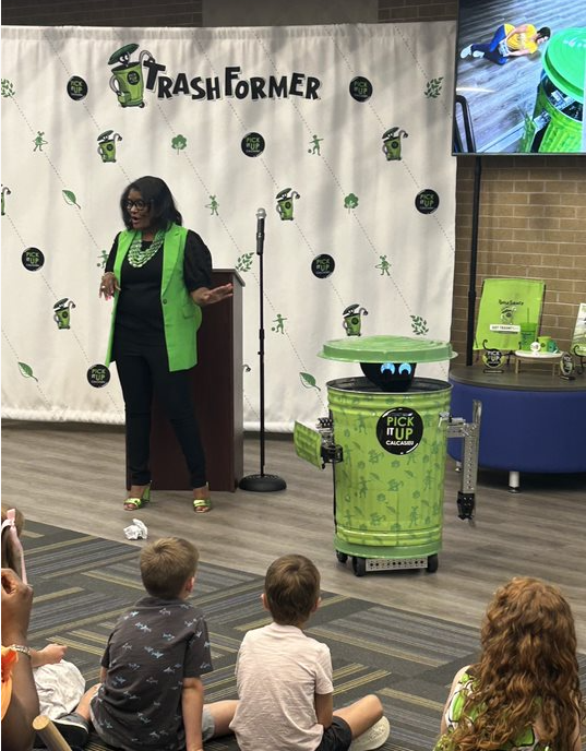 – Pick It Up Calcasieu has unveiled “TrashFormer” -- a robot built from a garbage can by McNeese State University engineering students -- to teach children how to fight litter. Calcasieu Litter Manager Wyvette Pryor-Cousin shows the audience how it works.